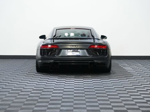 Used 2017 Audi R8 V10 plus image 7
