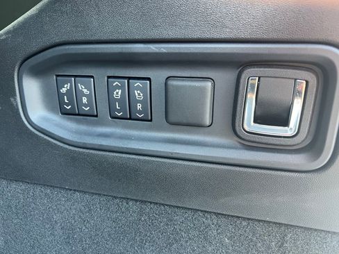 Used 2026 Cadillac Vistiq Sport w/ LPO, Floor Liner Package AWD/4WD image 19