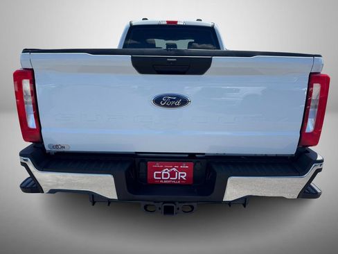 Used 2023 Ford F250 XL w/ XL Chrome Package image 7