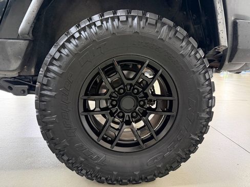 Used 2007 Toyota FJ Cruiser 4WD image 27