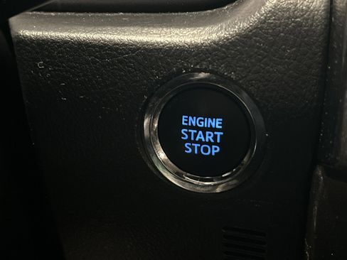 Used 2024 Toyota 4Runner TRD Off-Road image 29