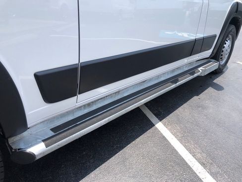 Used 2025 RAM ProMaster 2500 w/ U-Haul Equipment Group FWD image 15