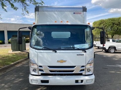 New 2024 Chevrolet Low Cab Forward image 10