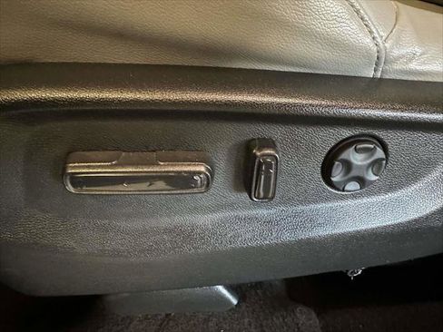 Used 2020 Honda CR-V EX-L image 16