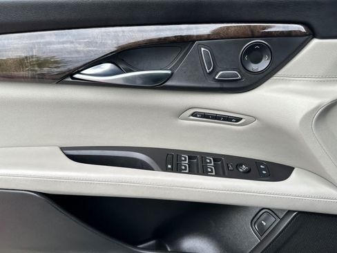 Used 2017 Cadillac CT6 Luxury RWD image 12