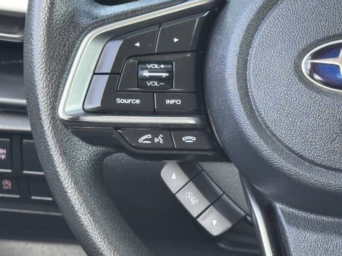 Used 2021 Subaru Forester Base image 22