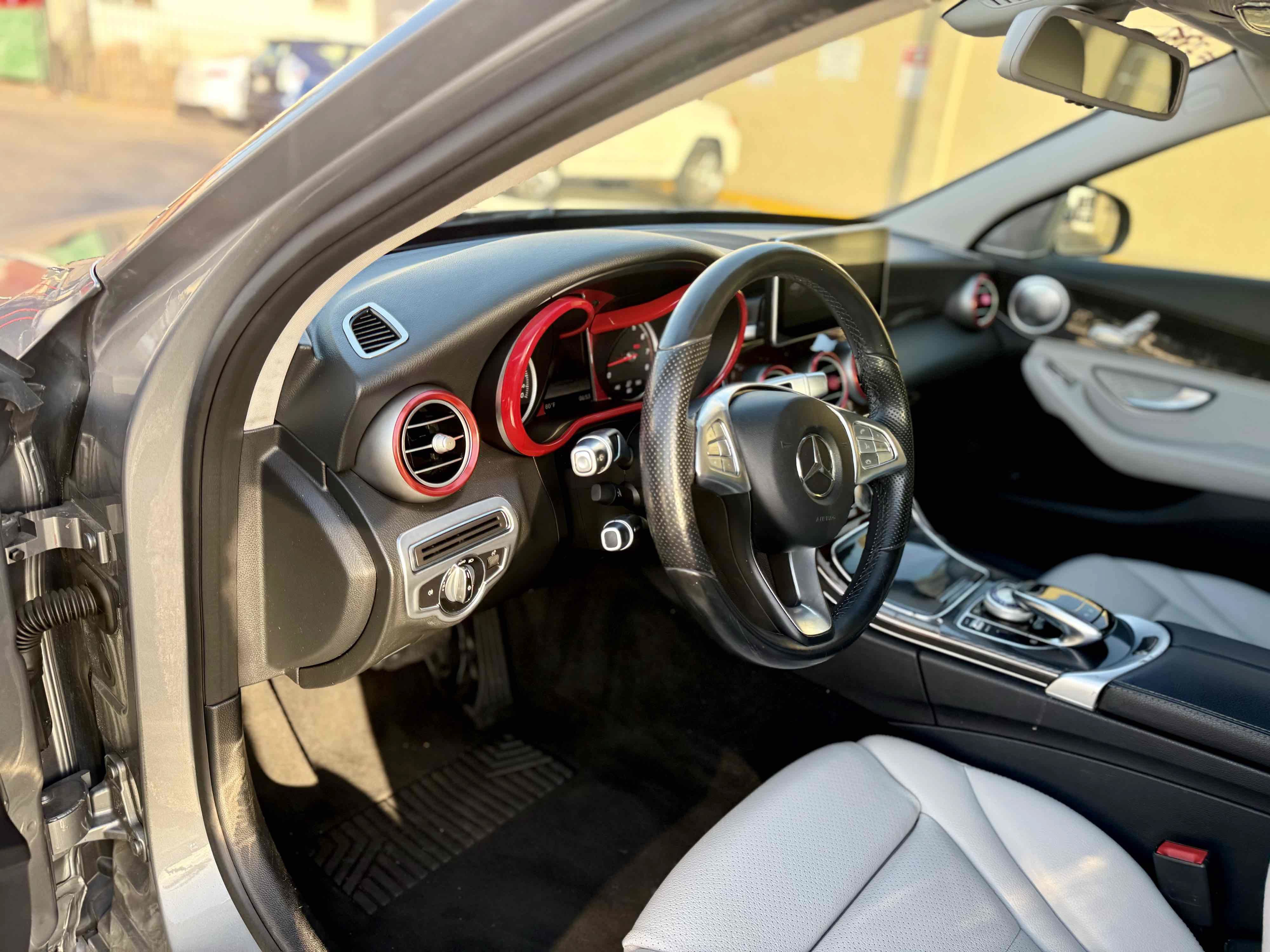 Used 2015 Mercedes-Benz C 300 Sedan image 20