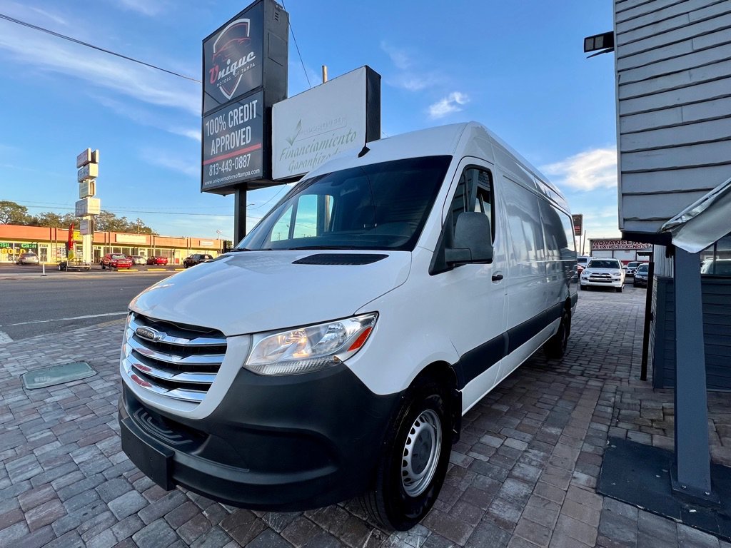 Used 2019 Freightliner Sprinter 2500 RWD image 23