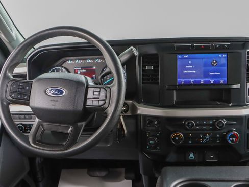 Used 2023 Ford F250 XLT w/ FX4 Off-Road Package image 17