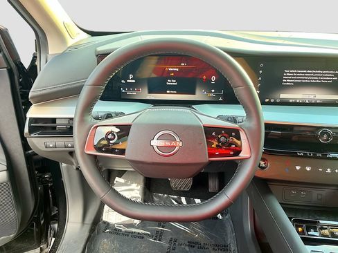 Used 2025 Nissan Murano SL w/ Cargo Package AWD/4WD image 11