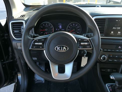 Used 2022 Kia Sportage LX image 22