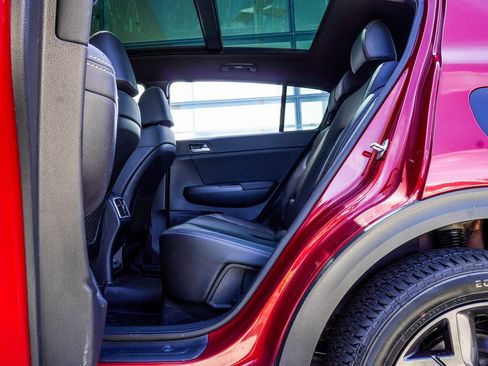 Used 2021 Kia Sportage S image 26