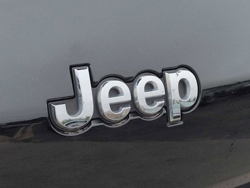 Used 2022 Jeep Grand Cherokee L Limited w/ Trailer Tow Group (B) image 13