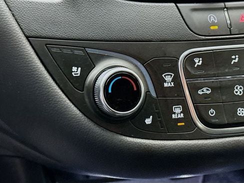 Used 2024 Chevrolet Malibu LT FWD image 23