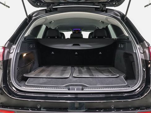 Certified 2025 Mercedes-Benz GLC 350e 4MATIC image 26