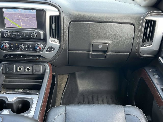 Used 2014 GMC Sierra 1500 SLT w/ SLT Preferred Package AWD/4WD image 18