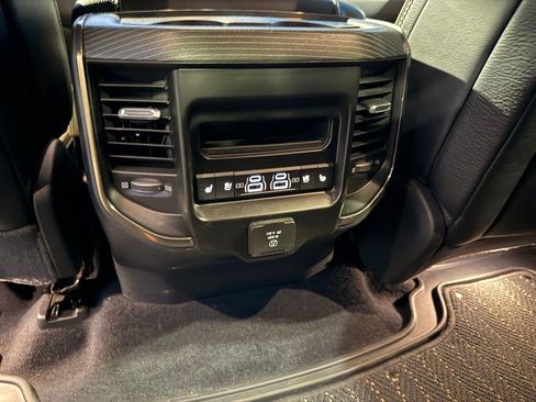 Used 2021 RAM 1500 Limited AWD/4WD image 18