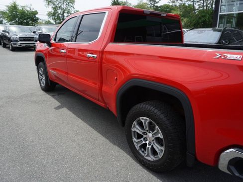 Used 2020 GMC Sierra 1500 SLT w/ SLT Convenience Package AWD/4WD image 8