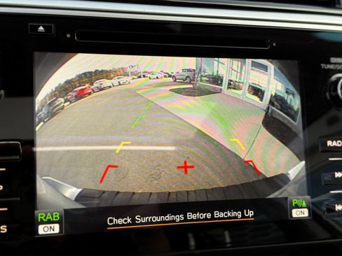 Used 2019 Subaru Outback 2.5i Limited w/ Popular Package #2 image 51