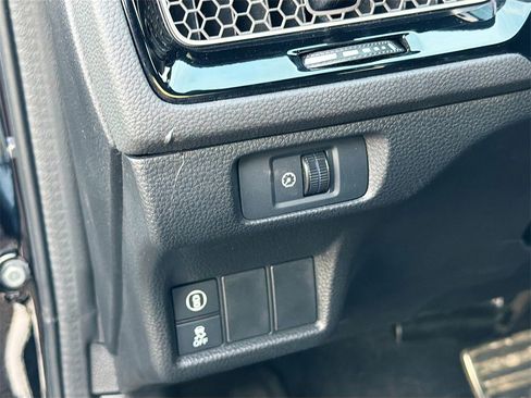 Used 2023 Honda Civic Sport image 10