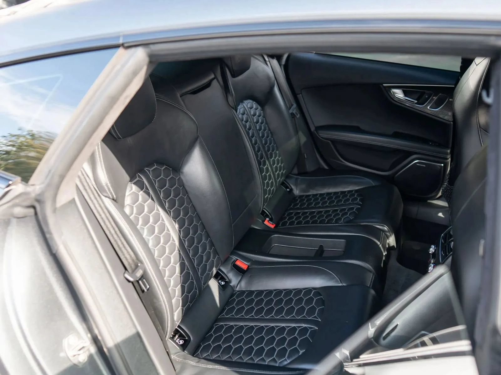 Used 2014 Audi RS 7 Prestige AWD/4WD image 16