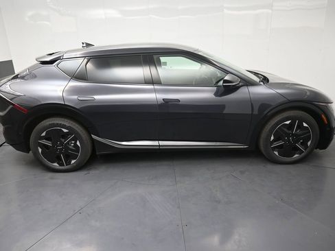 New 2025 Kia EV6 Wind AWD/4WD image 10