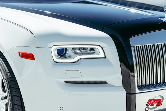 Used 2017 Rolls-Royce Ghost RWD image 55