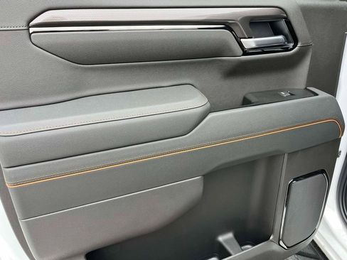 New 2026 GMC Sierra 1500 AT4 w/ AT4 Premium Package AWD/4WD image 16