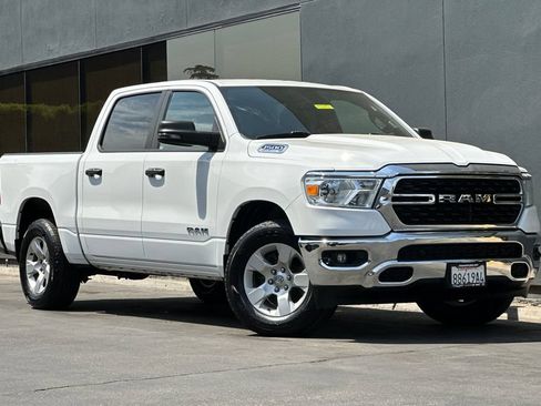 Used 2024 RAM 1500 Big Horn AWD/4WD image 2