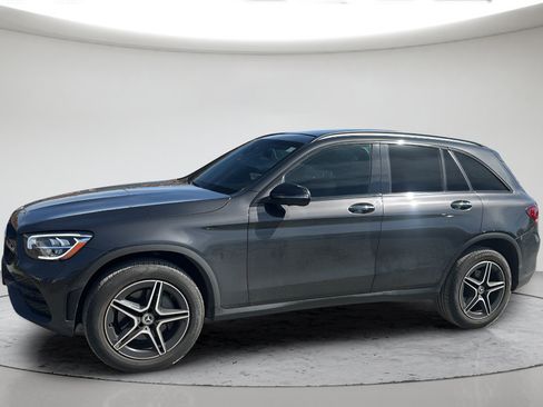 Used 2021 Mercedes-Benz GLC 300 4MATIC image 11