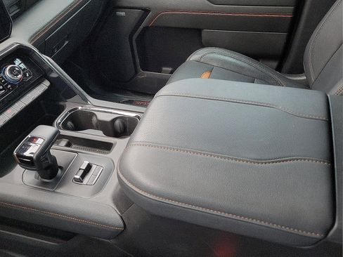 Used 2023 GMC Sierra 1500 AT4 w/ AT4 Premium Package AWD/4WD image 20