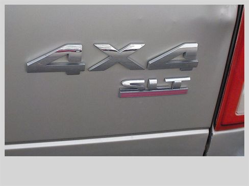 Used 2004 Dodge Ram 3500 Truck ST w/ Trailer Tow Group image 44