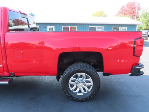 Used 2018 Chevrolet Silverado 2500 LTZ w/ Duramax Plus Package image 16