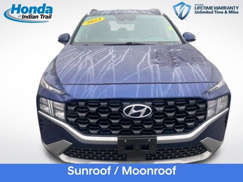 Used 2023 Hyundai Santa Fe SEL image 2