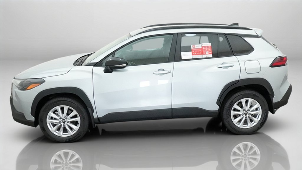 New 2026 Toyota Corolla Cross LE FWD image 16