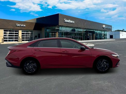 New 2026 Hyundai Elantra SEL Sport image 10