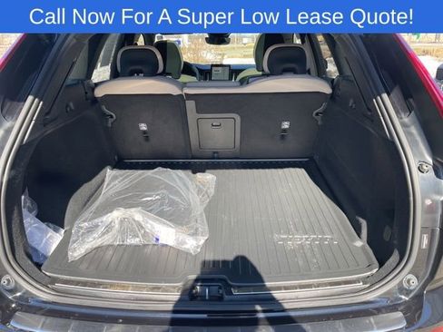 Used 2026 Volvo XC60 B5 Plus w/ Protection Package Premier image 9