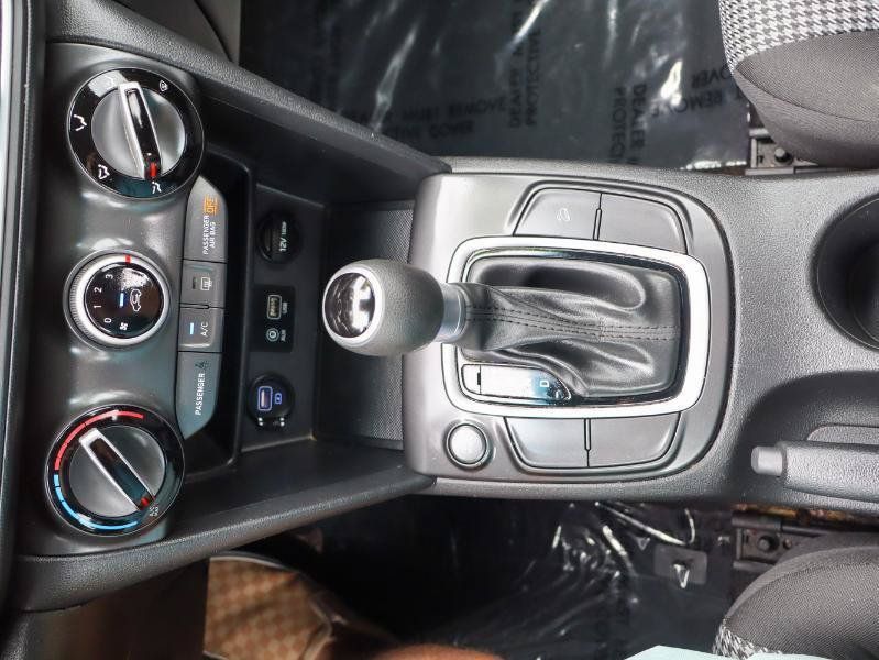 Used 2020 Hyundai Kona SE w/ Cargo Package FWD image 20