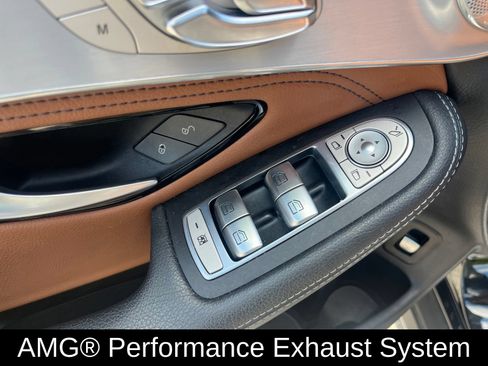 Used 2019 Mercedes-Benz GLC 43 AMG 4MATIC image 13