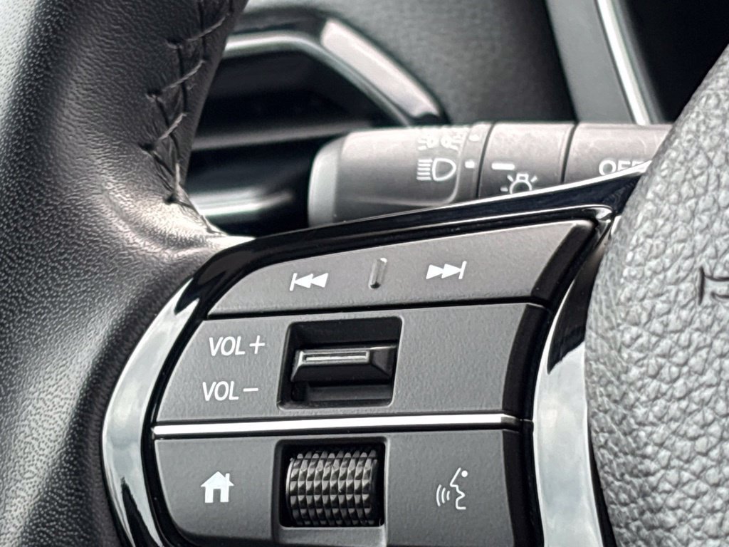 Used 2025 Honda Pilot EX-L image 25