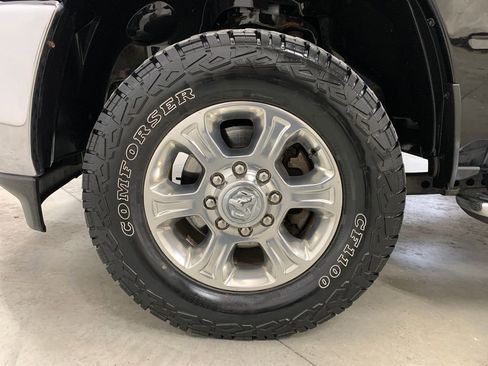 Used 2022 RAM 2500 Big Horn w/ Level C Equiment Group image 2