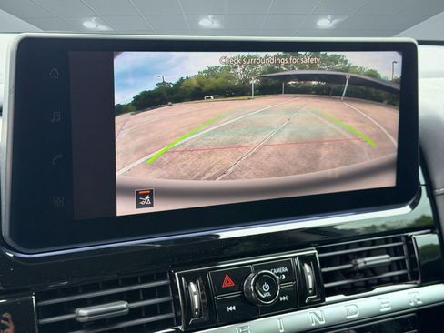 New 2026 Nissan Pathfinder SV image 24