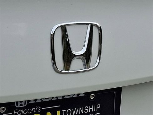Used 2025 Honda Civic Sport image 29