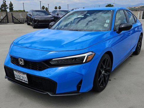 Used 2025 Honda Civic Sport image 1