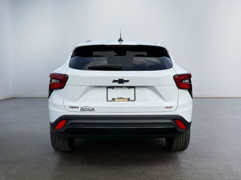 New 2026 Chevrolet Trax RS image 4