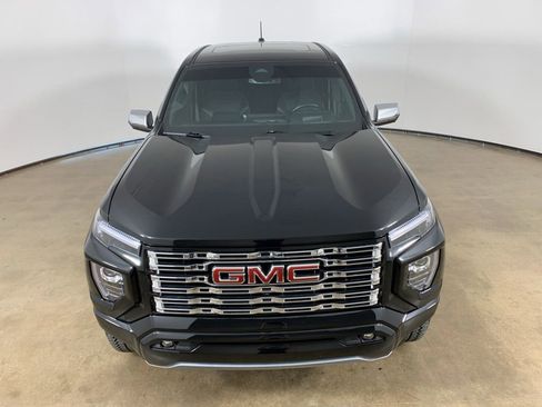 Used 2025 GMC Canyon Denali AWD/4WD image 5
