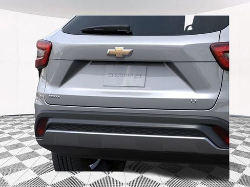 New 2026 Chevrolet Trax LT w/ Driver Confidence Package FWD image 22