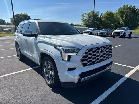 Used 2024 Toyota Sequoia Capstone RWD image 1