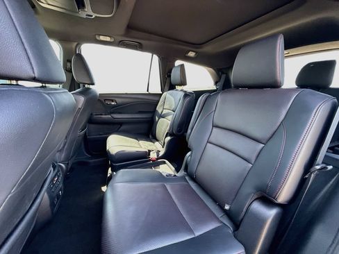 Used 2021 Honda Pilot Black Edition image 26