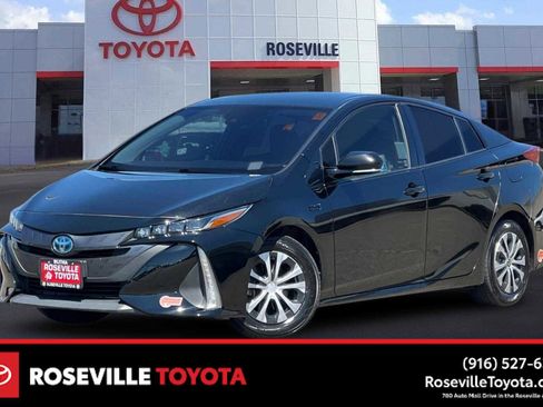 Used 2020 Toyota Prius Prime XLE FWD image 1